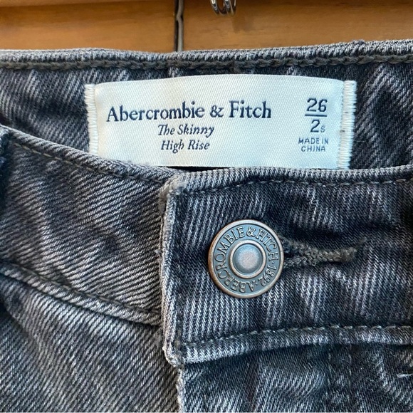 Abercrombie & Fitch The Shinny High Rise Curve Love, Size 26 - Picture 3 of 9